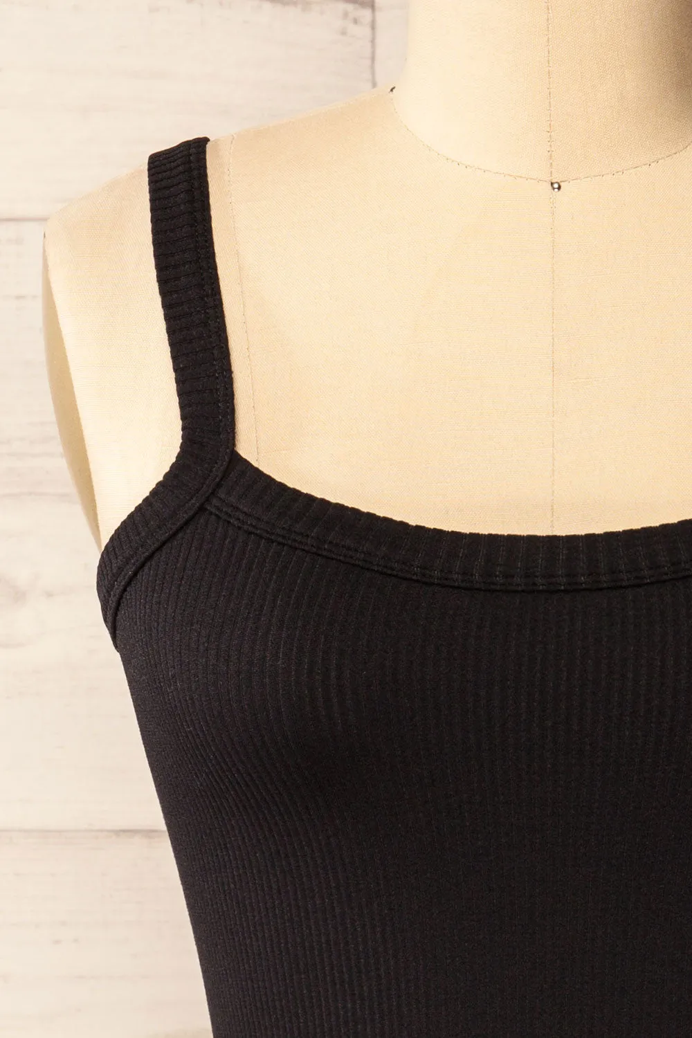 Bedarieu Black | Cropped Ribbed Cami