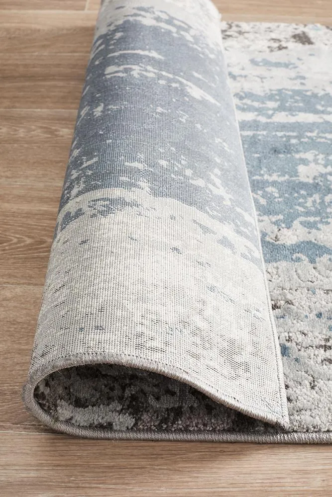 Kendra Roxana Distressed Timeless Runner Rug