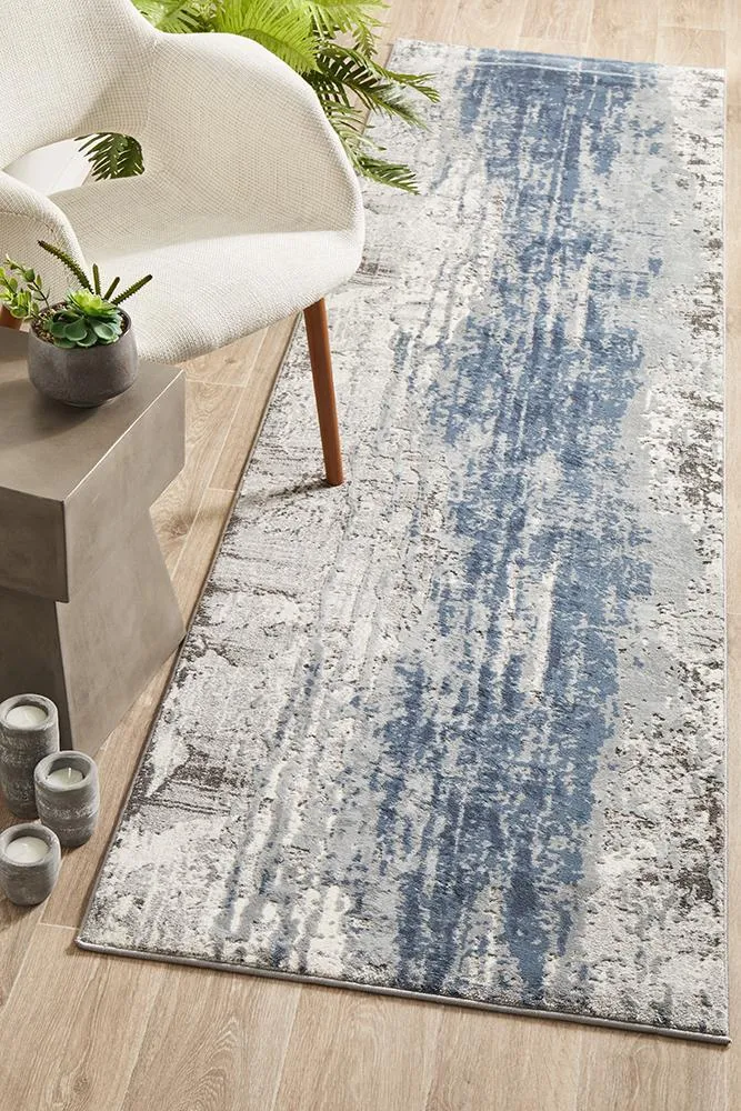 Kendra Roxana Distressed Timeless Runner Rug