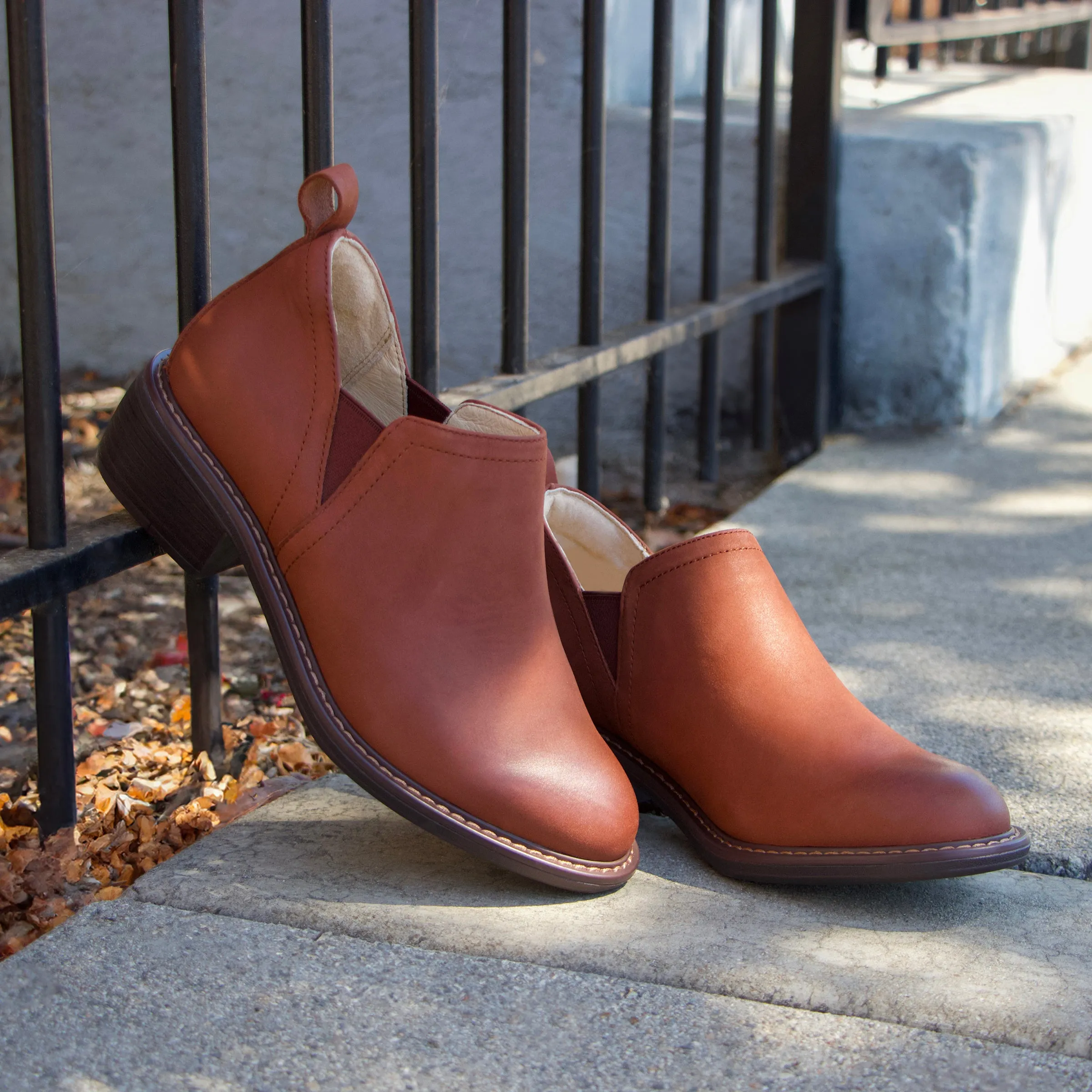 Merle Tawny Burnish Boot