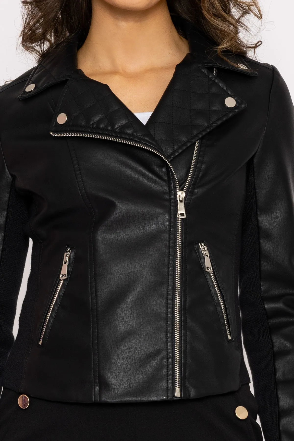 Quilted Side Zip Jacket in Black