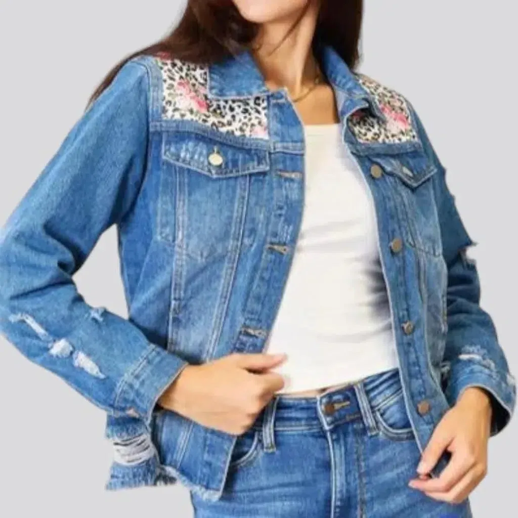 Regular y2k jean jacket
 for ladies