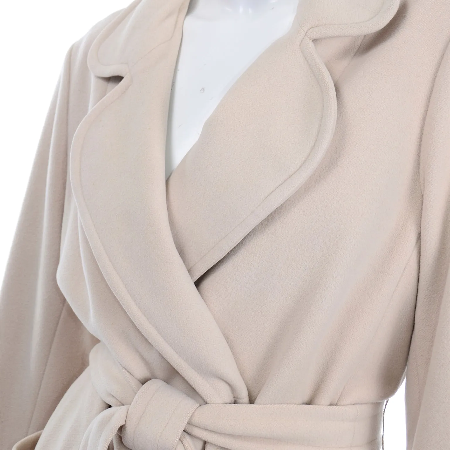 RESERVED // Vintage 100% Cashmere Cream Coat With Pockets and Sash Belt