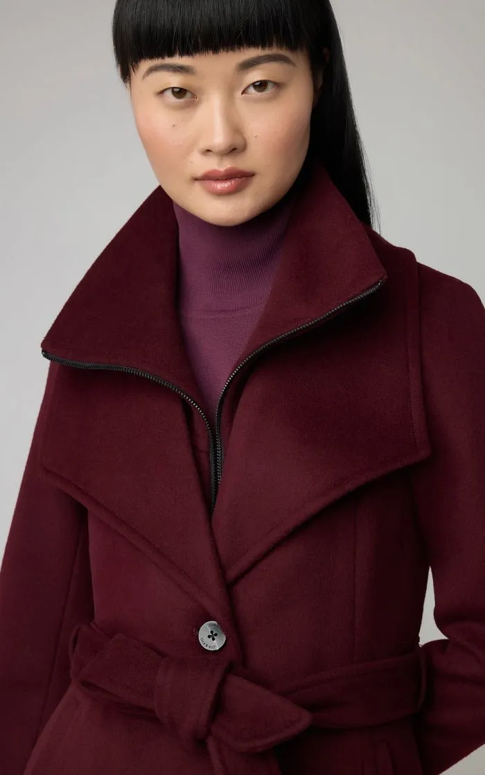 SOIA&KYO ILANA - Slim-Fit Classic Wool Coat With Bib Collar