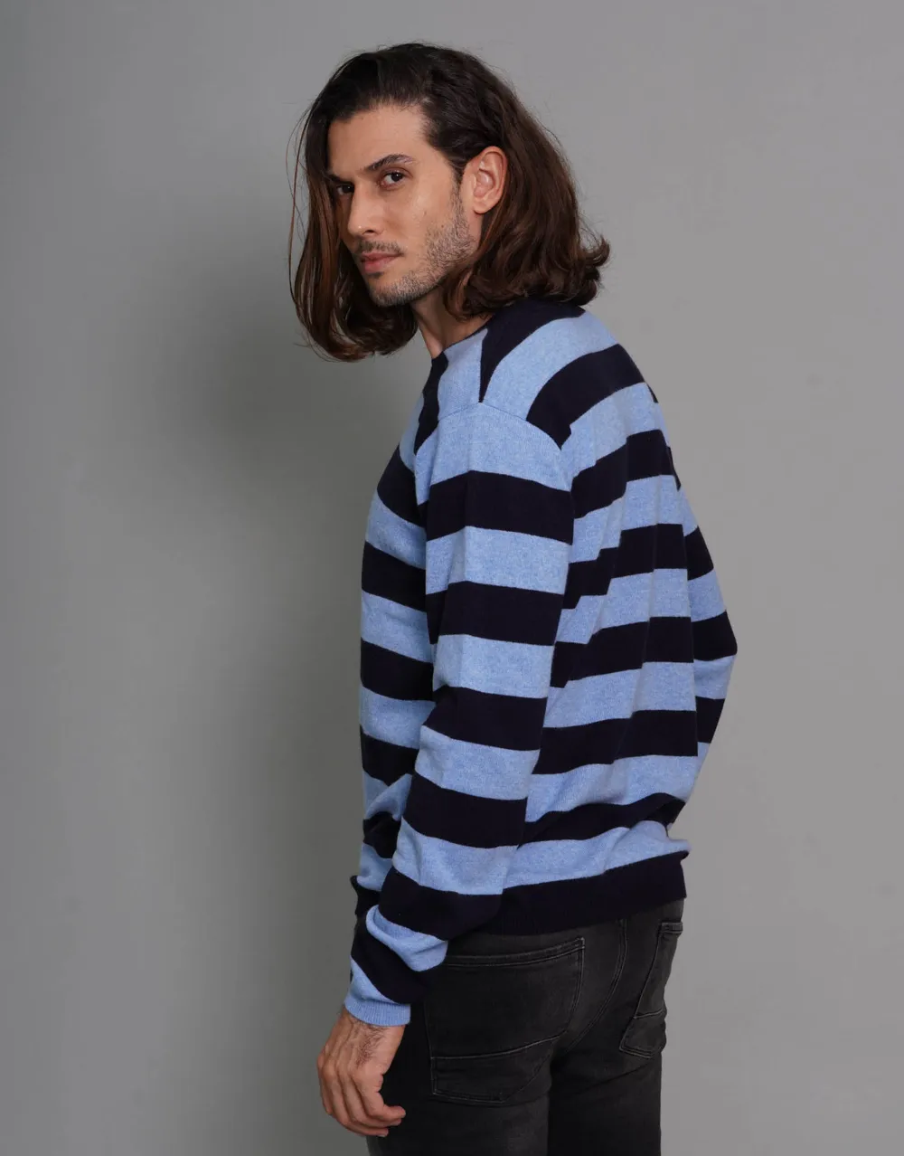 Stripey Men's Round Neck Pullover in Neronavy