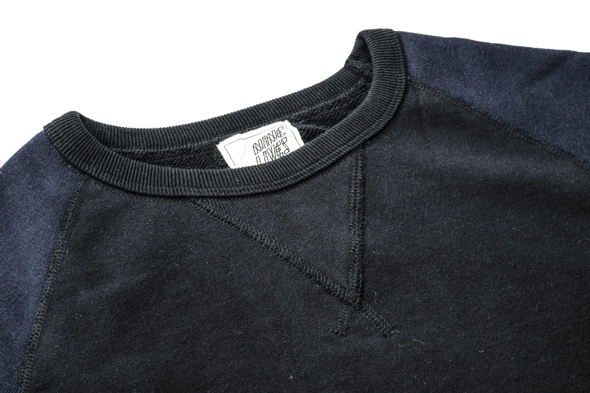 Tsuriurake Raglan Pullover Sweatshirt