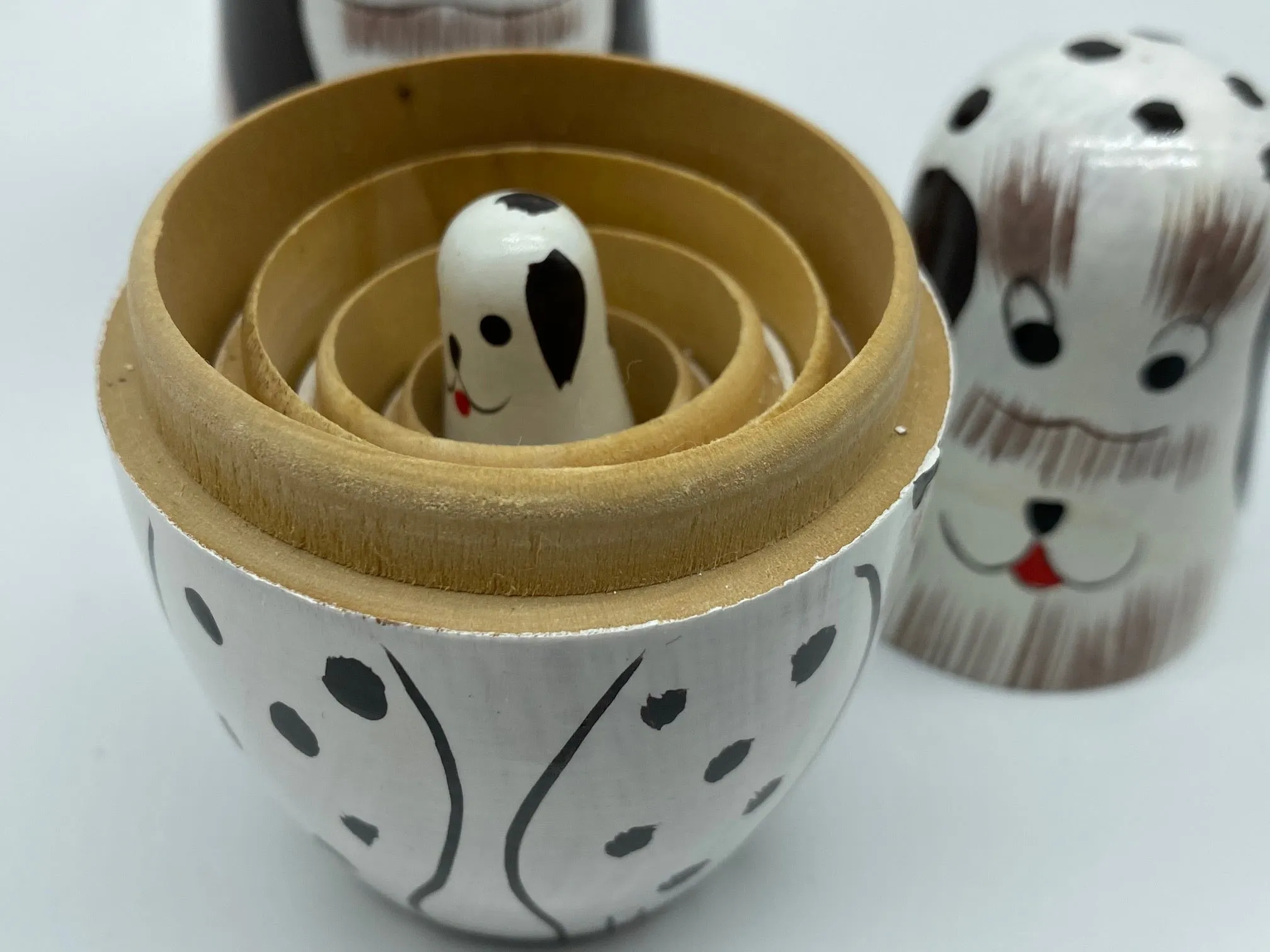 Wooden dog-themed nesting dolls 5 pcs